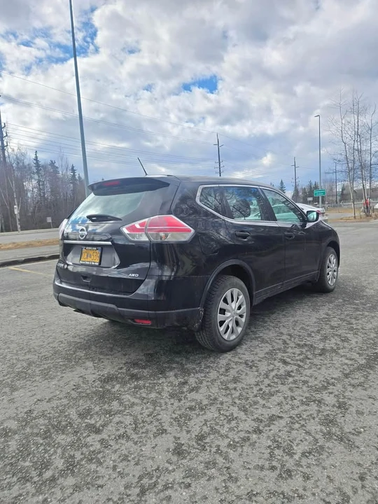 2016 Nissan Rogue - Image 5 of 20