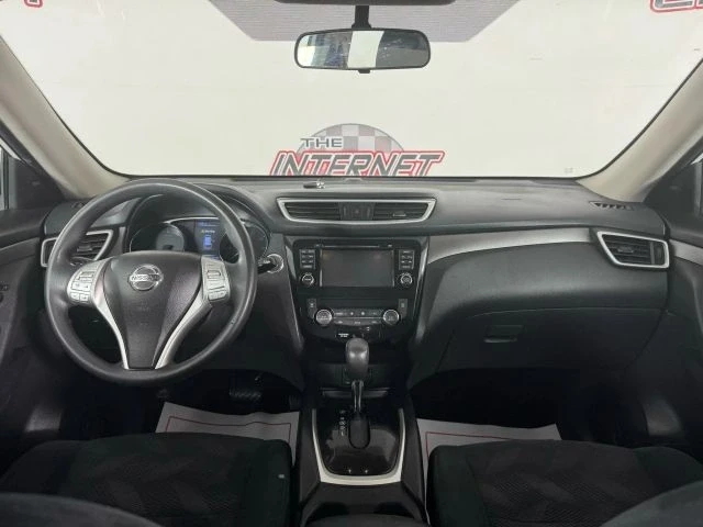 2016 Nissan Rogue - Image 11 of 12