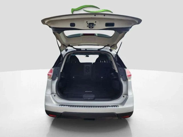 2016 Nissan Rogue - Image 11 of 20