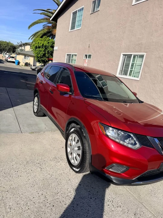2016 Nissan Rogue - Image 7 of 10