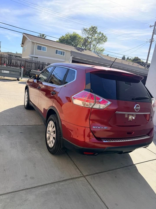 2016 Nissan Rogue - Image 3 of 10