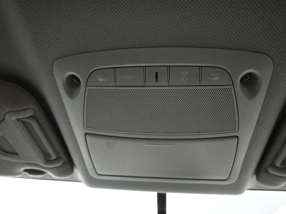 2016 Nissan Sentra 7th Gen - Image 17 of 21