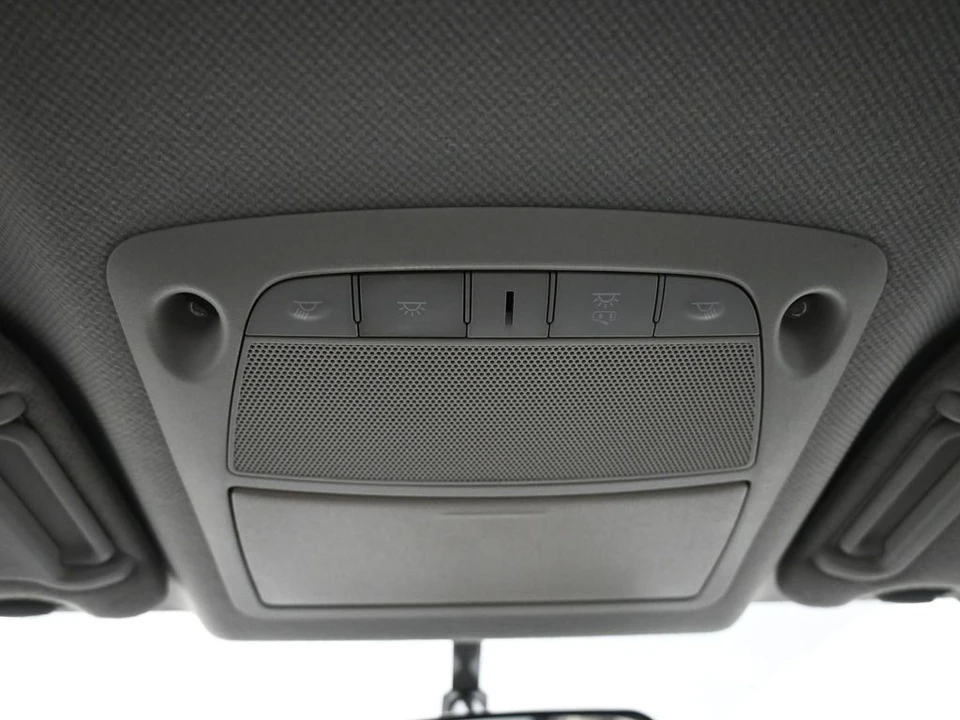 2016 Nissan Sentra 7th Gen - Image 17 of 21
