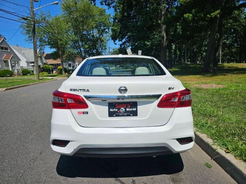 2016 Nissan Sentra 7th Gen - Image 7 of 12