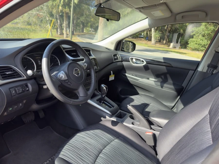 2016 Nissan Sentra 7th Gen - Image 28 of 31