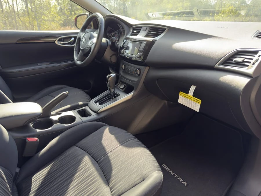 2016 Nissan Sentra 7th Gen - Image 22 of 31