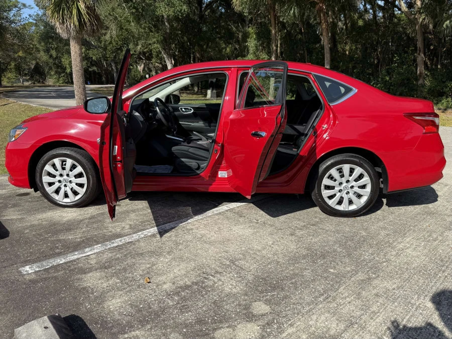 2016 Nissan Sentra 7th Gen - Image 15 of 31