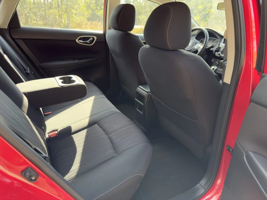 2016 Nissan Sentra 7th Gen - Image 16 of 31