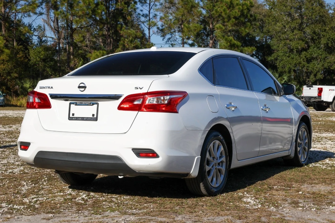 2016 Nissan Sentra 7th Gen - Image 11 of 12