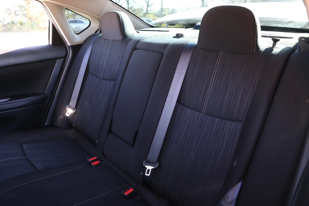 2016 Nissan Sentra 7th Gen - Image 8 of 12