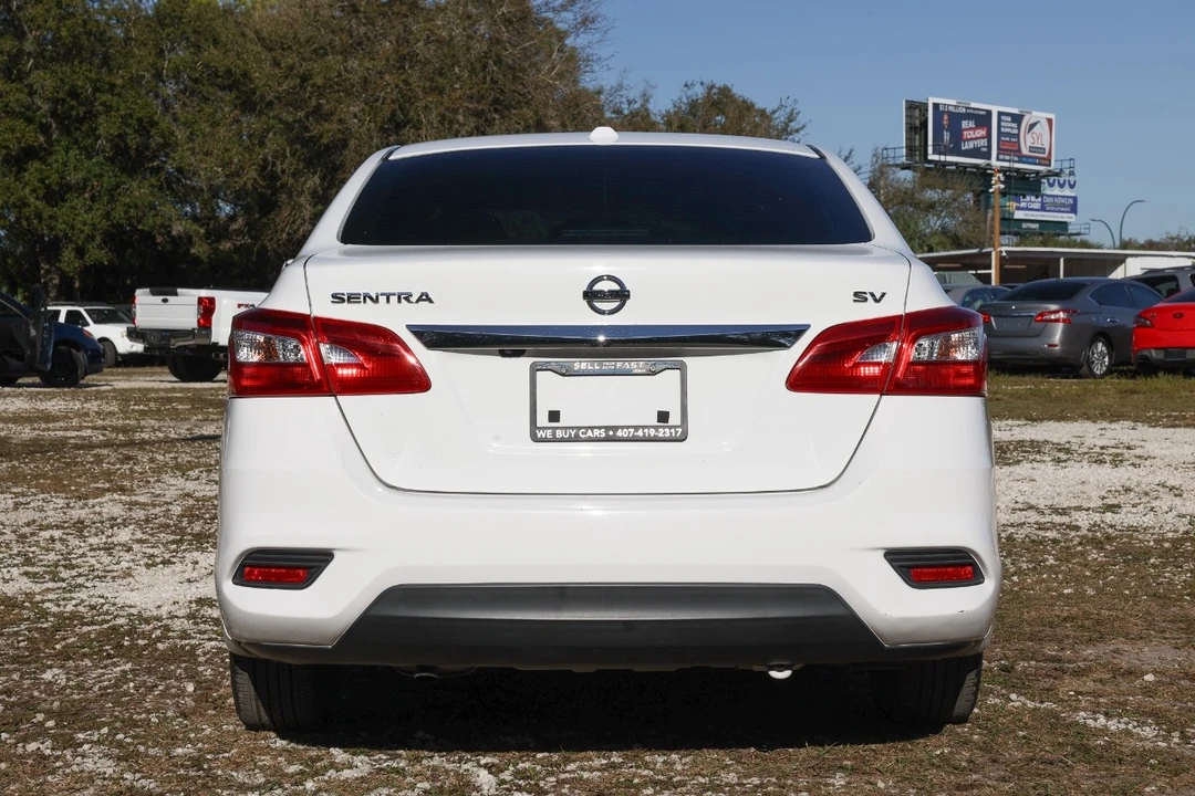 2016 Nissan Sentra 7th Gen - Image 9 of 12