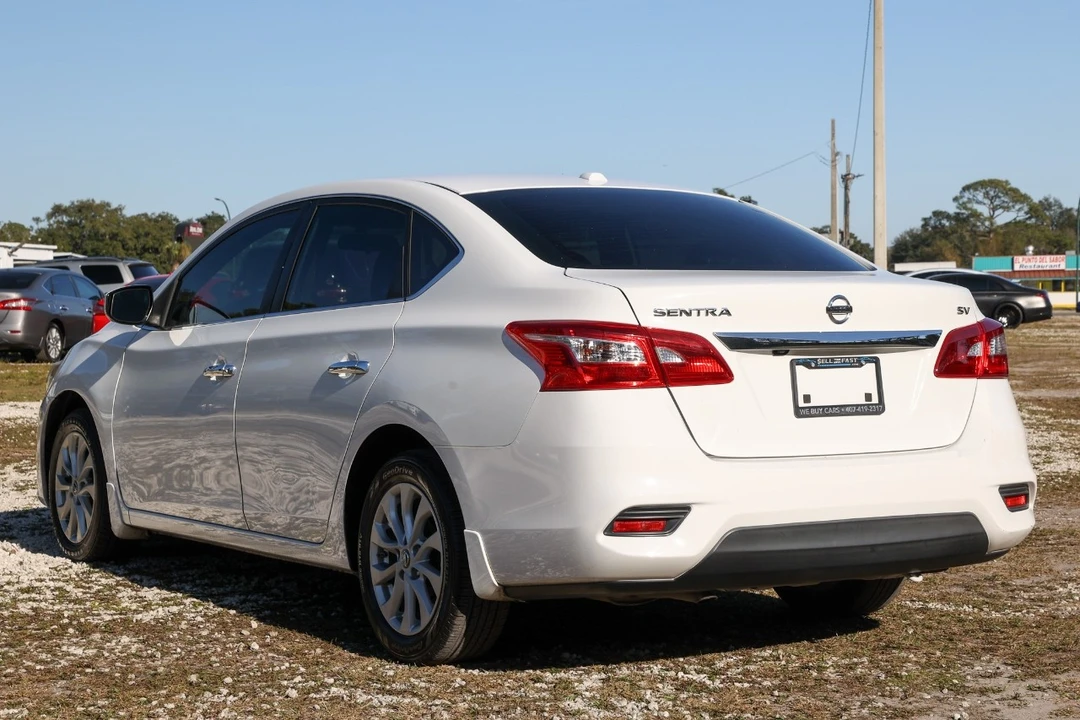 2016 Nissan Sentra 7th Gen - Image 5 of 12