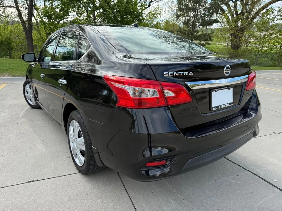 2016 Nissan Sentra 7th Gen - Image 4 of 20
