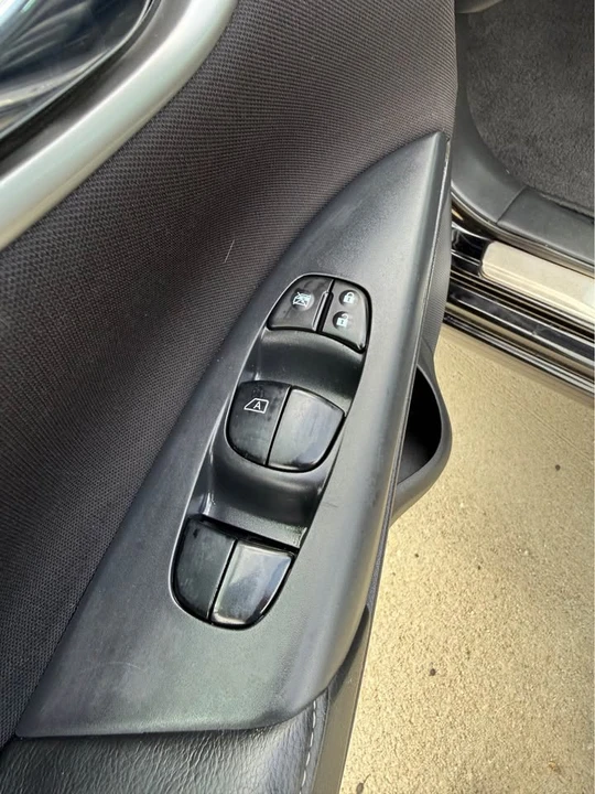 2016 Nissan Sentra 7th Gen - Image 16 of 20