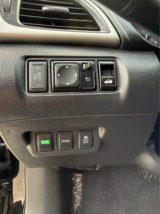 2016 Nissan Sentra 7th Gen - Image 15 of 20