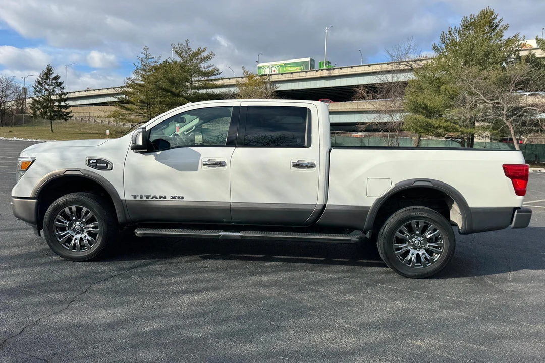 2016 Nissan Titan 2nd Gen - Image 3 of 31