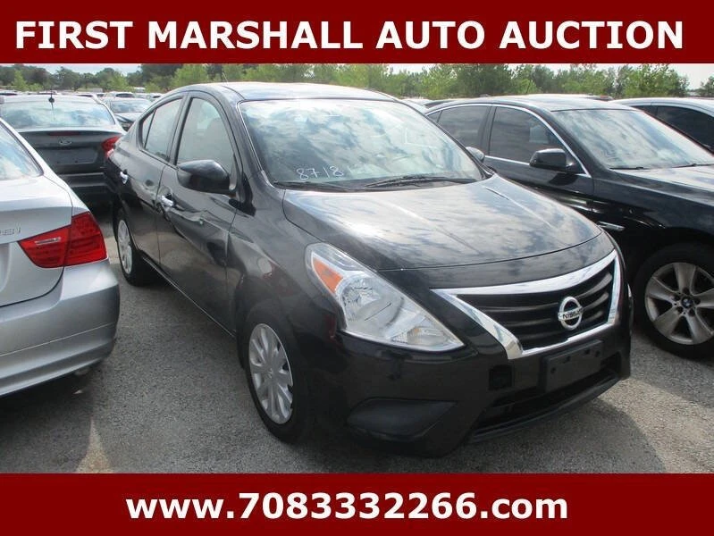 2016 Nissan Versa - Image 2 of 9