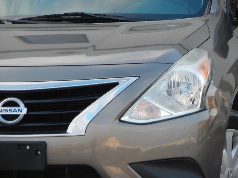 2016 Nissan Versa - Image 4 of 21