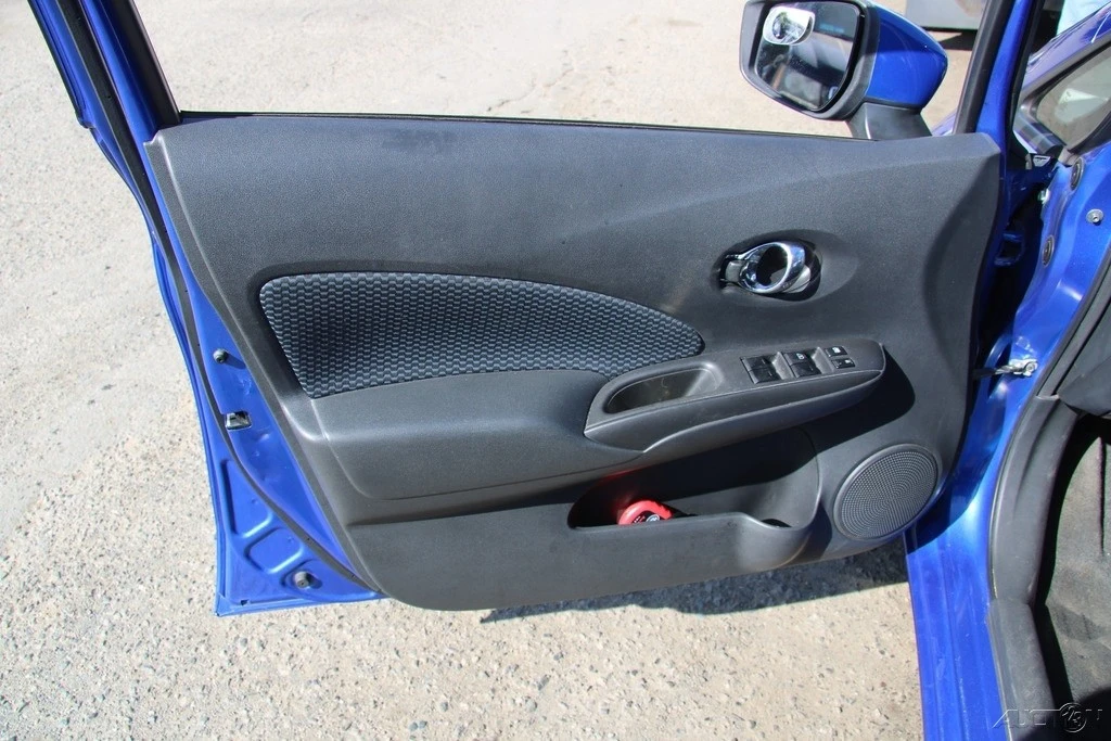 2016 Nissan Versa - Image 14 of 21