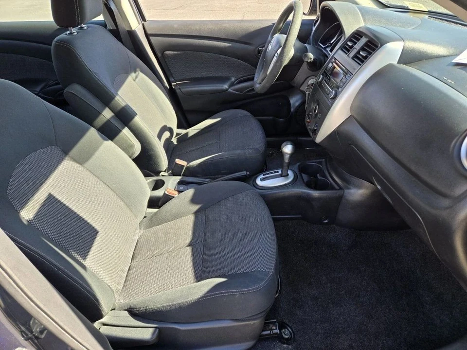 2016 Nissan Versa - Image 11 of 18