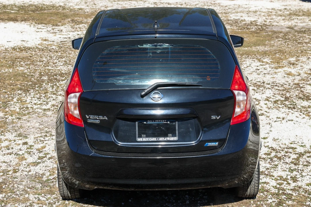 2016 Nissan Versa - Image 9 of 12