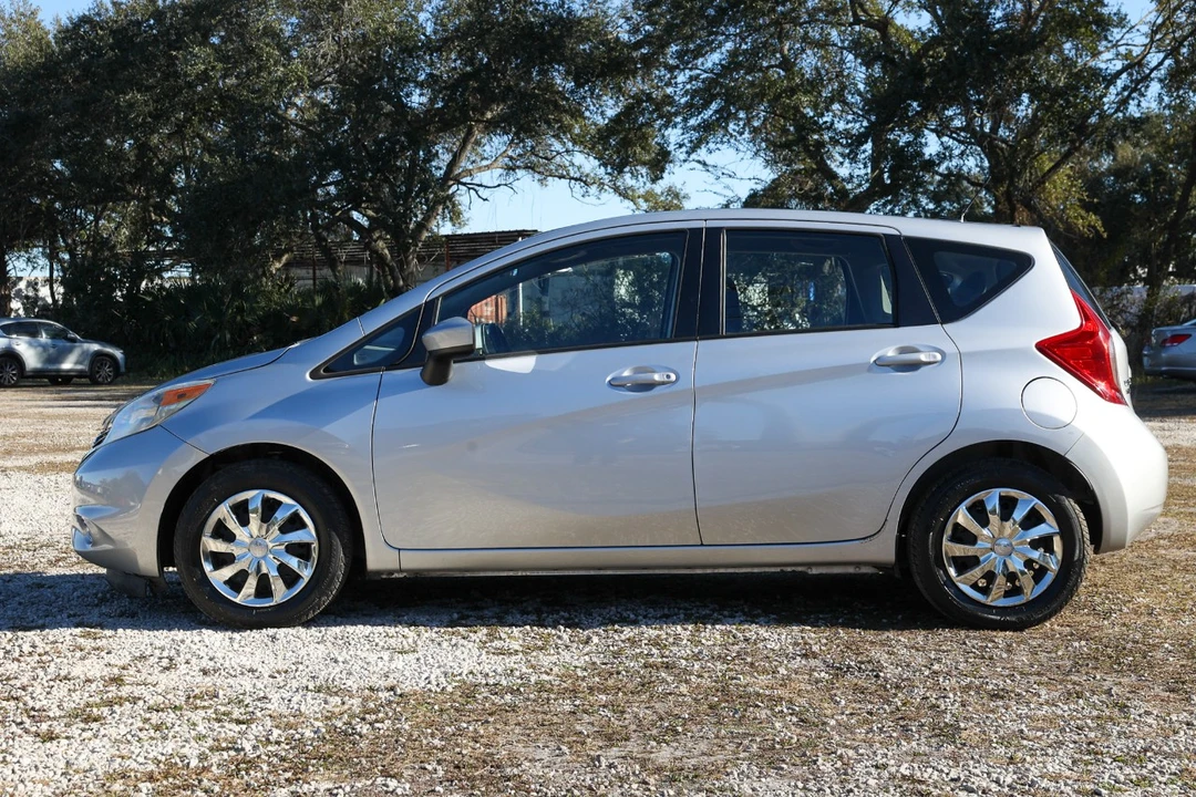 2016 Nissan Versa - Image 3 of 12