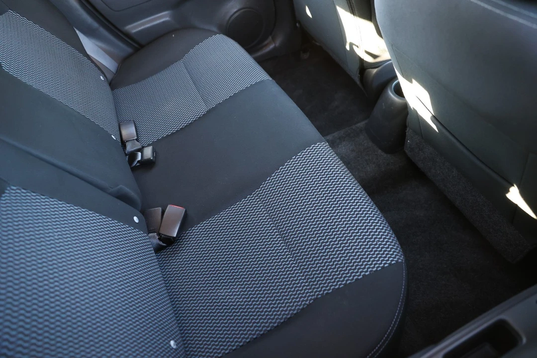 2016 Nissan Versa - Image 12 of 12
