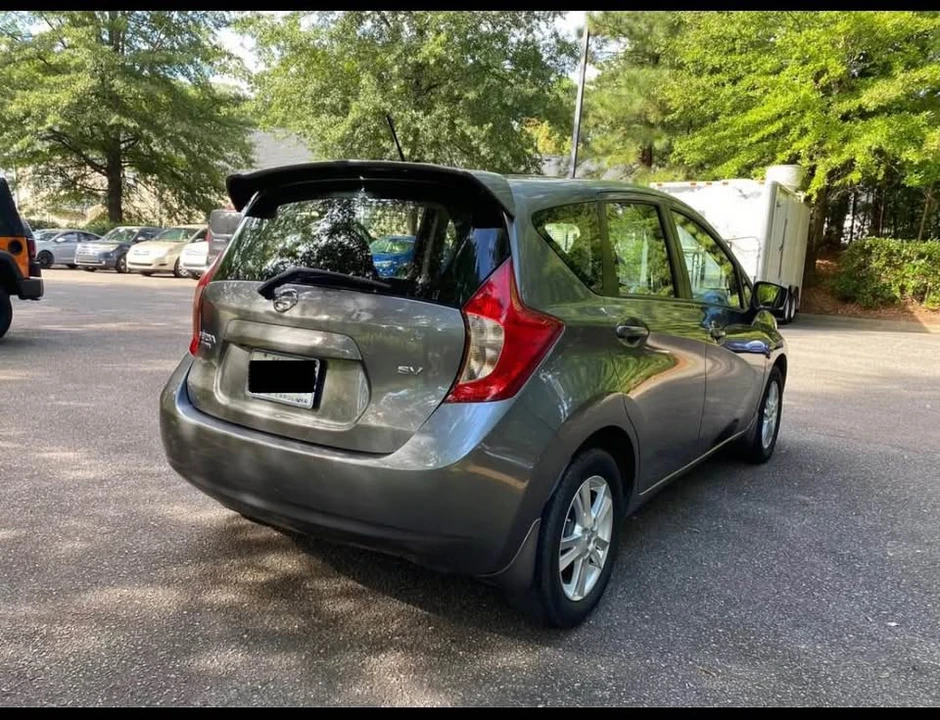 2016 Nissan Versa - Image 16 of 17