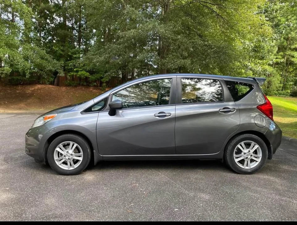2016 Nissan Versa - Image 2 of 17