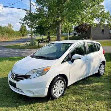 2016 Nissan Versa Note SV Hatchback 4D