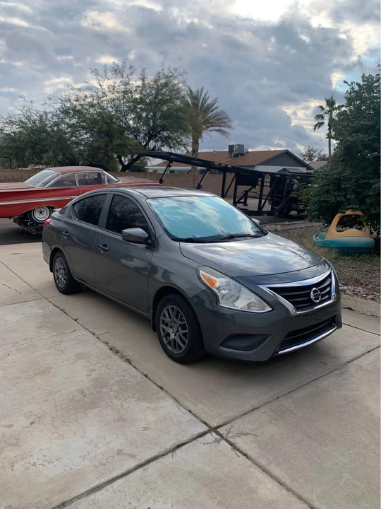 2016 Nissan Versa - Image 2 of 8