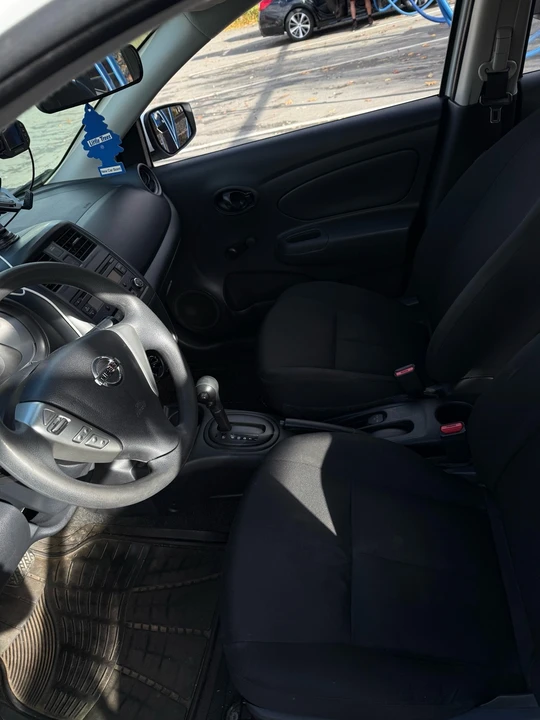 2016 Nissan Versa - Image 8 of 8