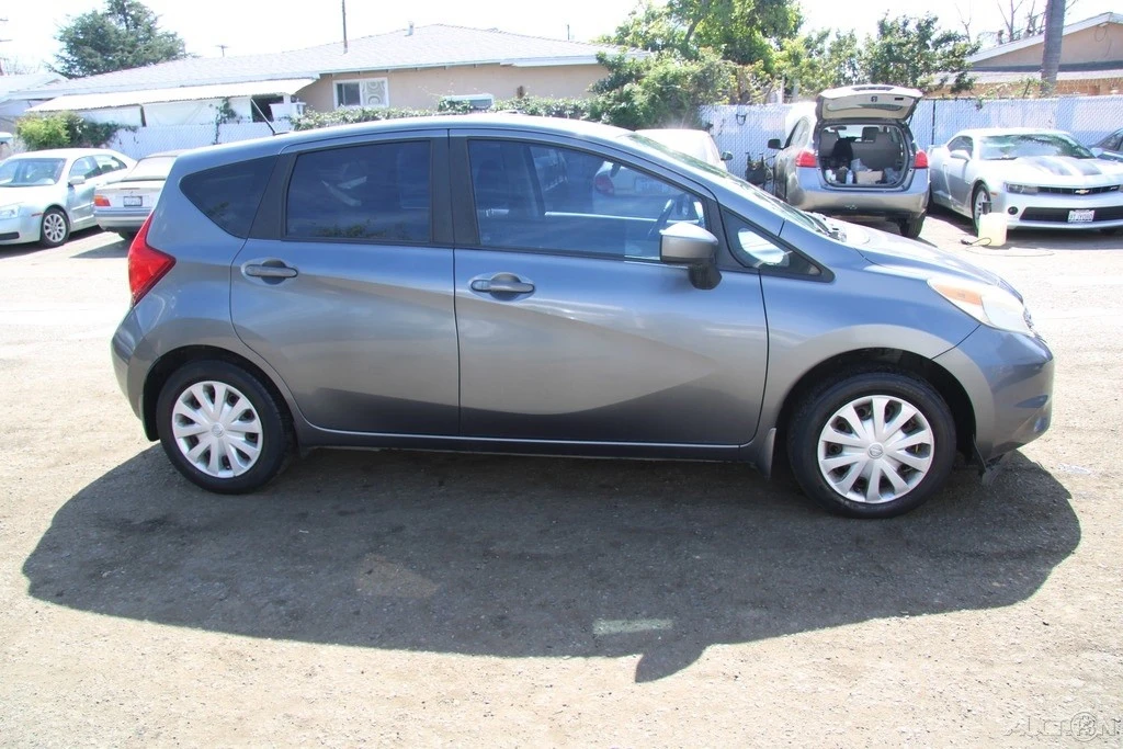 2016 Nissan Versa - Image 9 of 21
