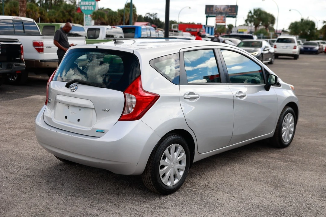 2016 Nissan Versa - Image 11 of 12