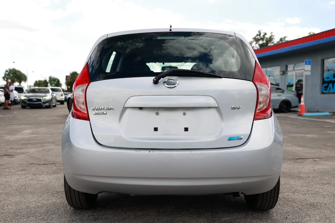 2016 Nissan Versa - Image 7 of 12