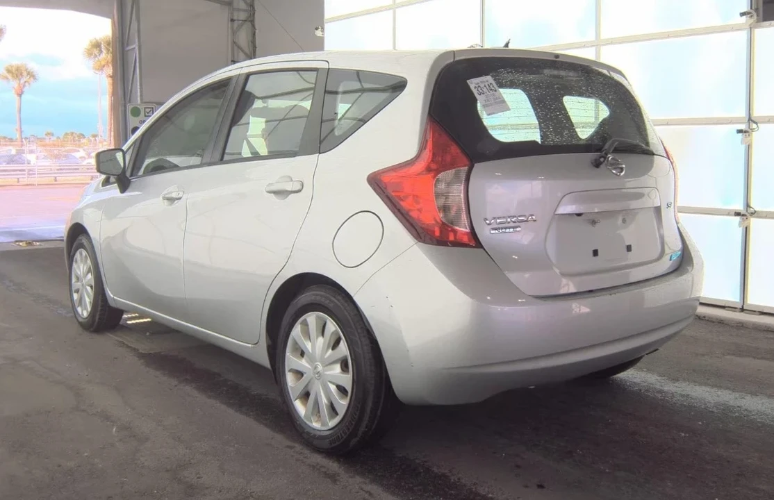 2016 Nissan Versa - Image 6 of 10