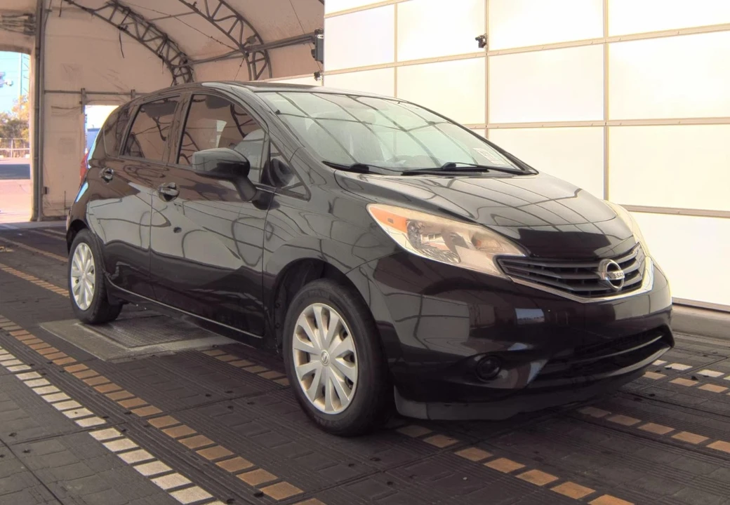 2016 Nissan Versa - Image 6 of 12