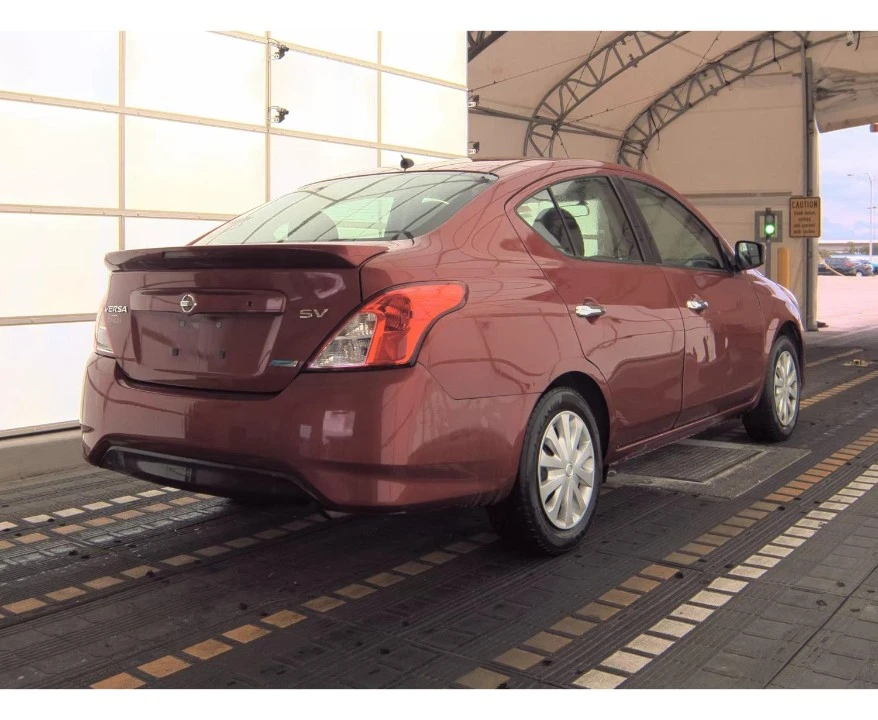 2016 Nissan Versa - Image 5 of 12