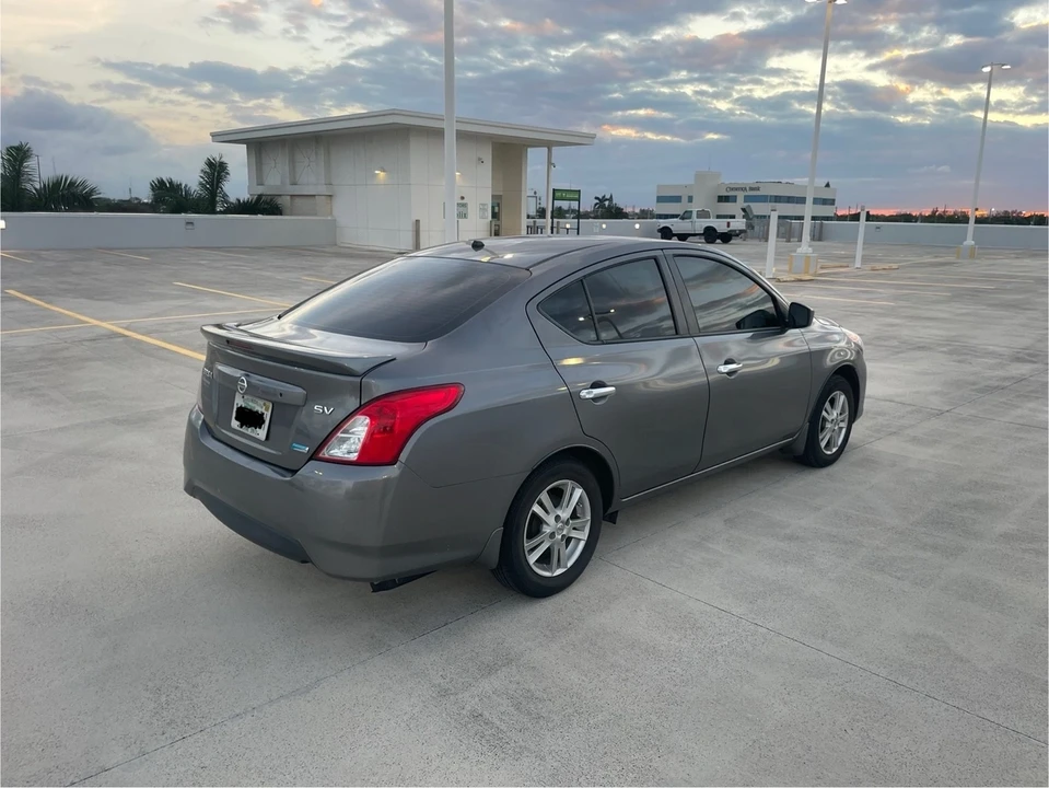 2016 Nissan Versa - Image 6 of 15