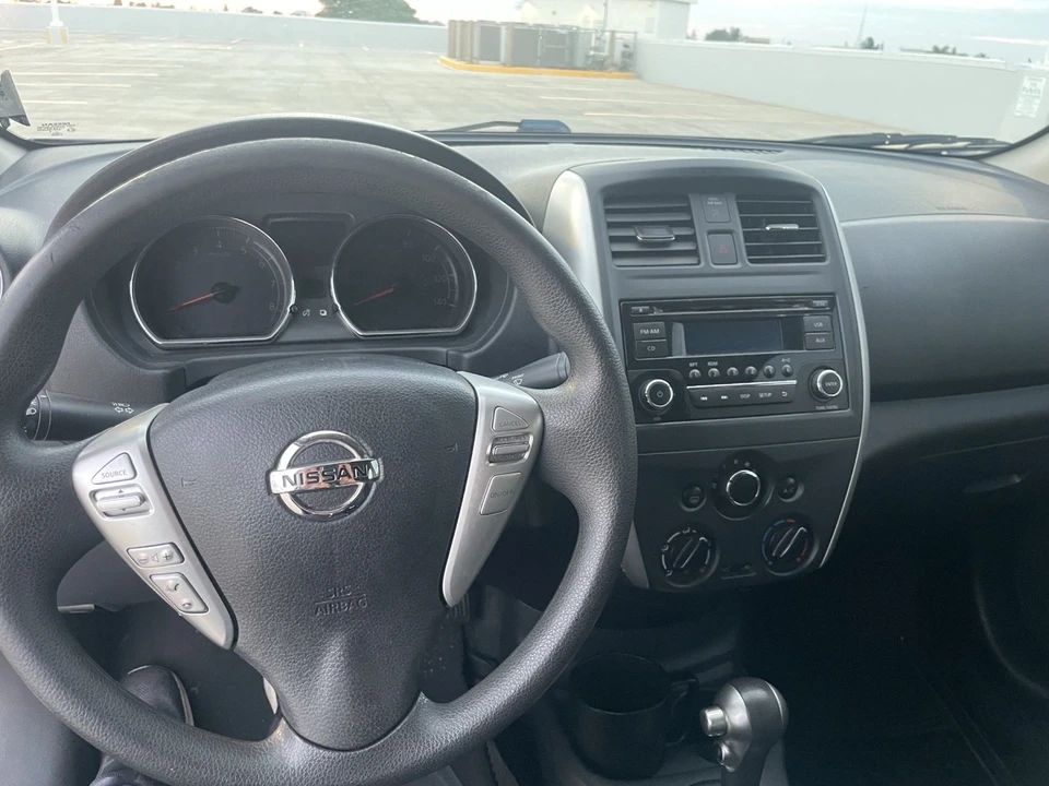 2016 Nissan Versa - Image 10 of 15