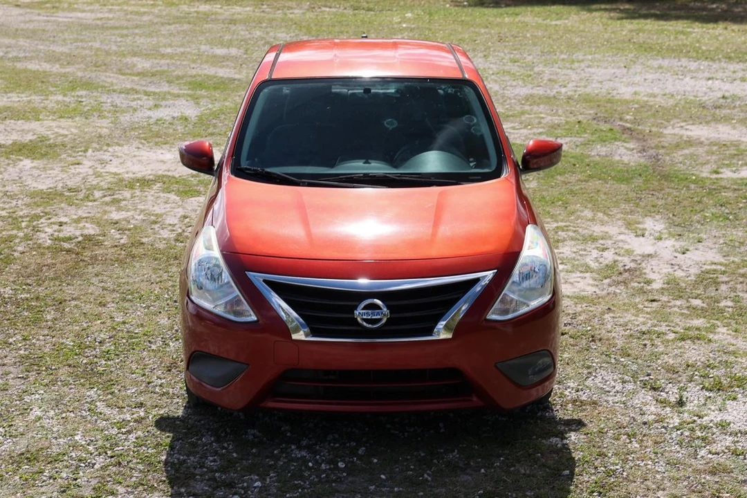 2016 Nissan Versa - Image 19 of 21