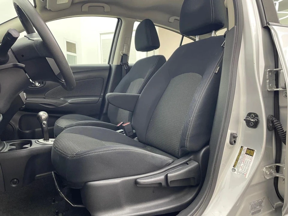 2016 Nissan Versa - Image 13 of 21