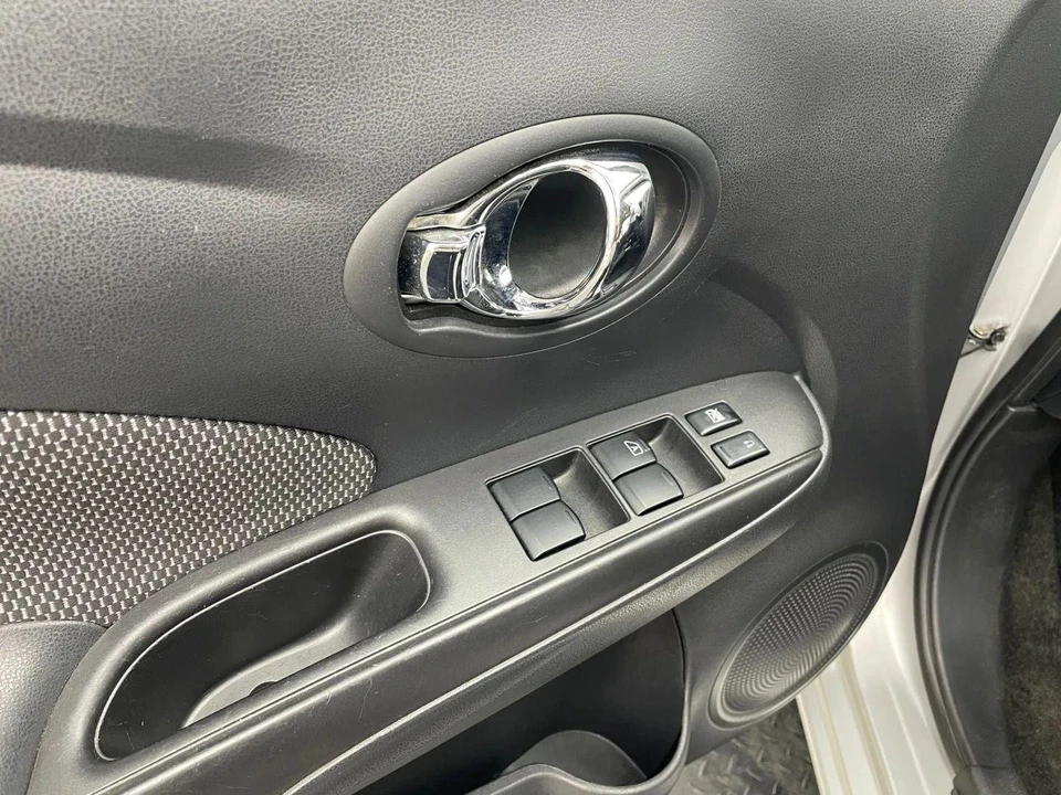 2016 Nissan Versa - Image 11 of 21