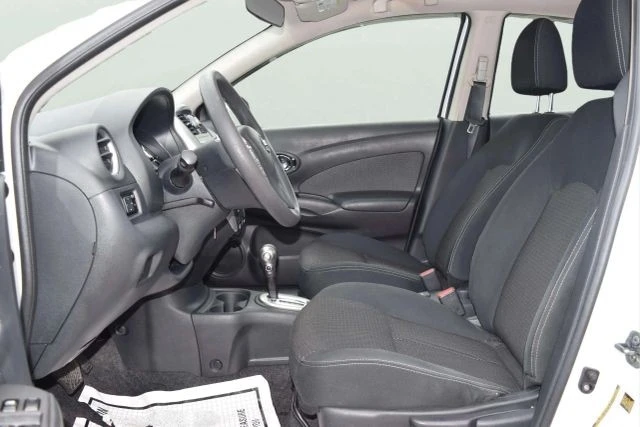 2016 Nissan Versa - Image 11 of 21