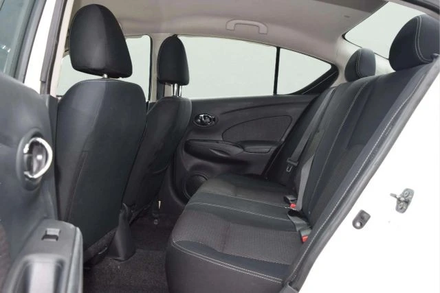 2016 Nissan Versa - Image 12 of 21