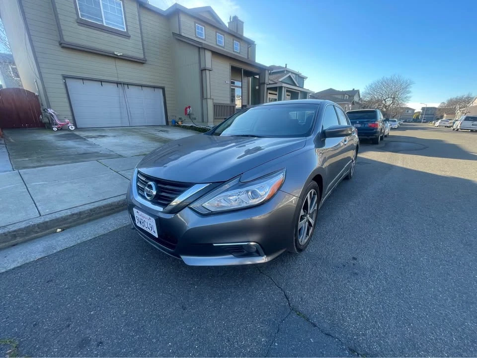 2016 Nissan Altima 5th Gen - Image 5 of 9