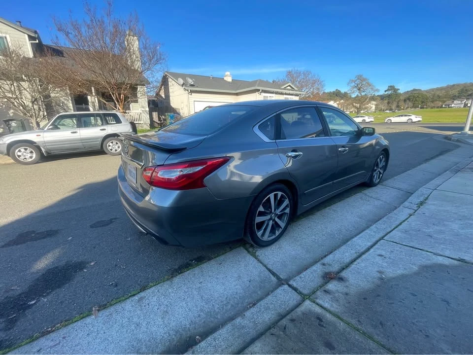2016 Nissan Altima 5th Gen - Image 6 of 9