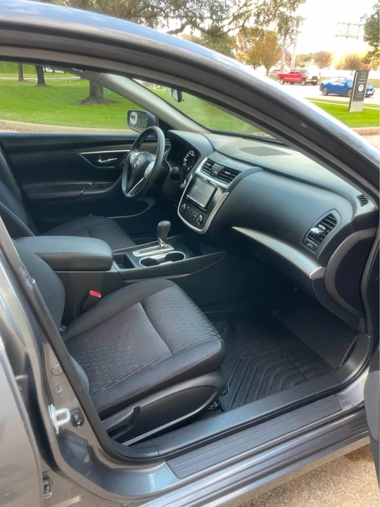 2016 Nissan Altima 5th Gen - Image 14 of 20