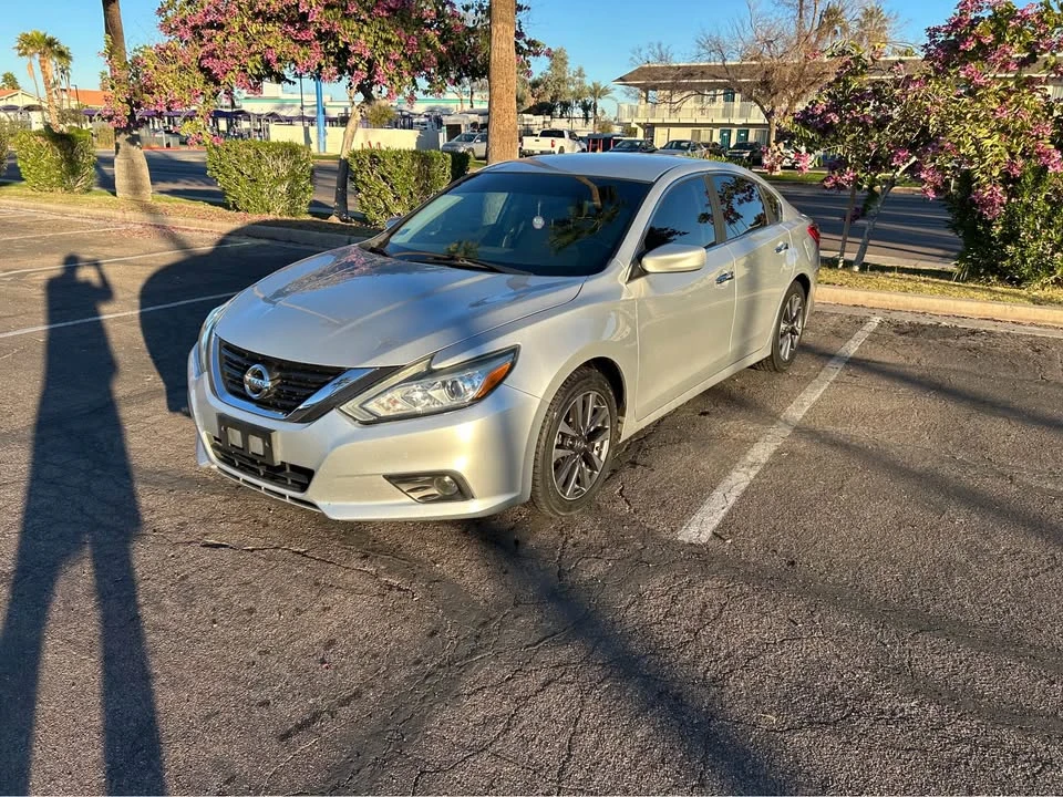 2016 Nissan Altima 5th Gen - Image 3 of 11