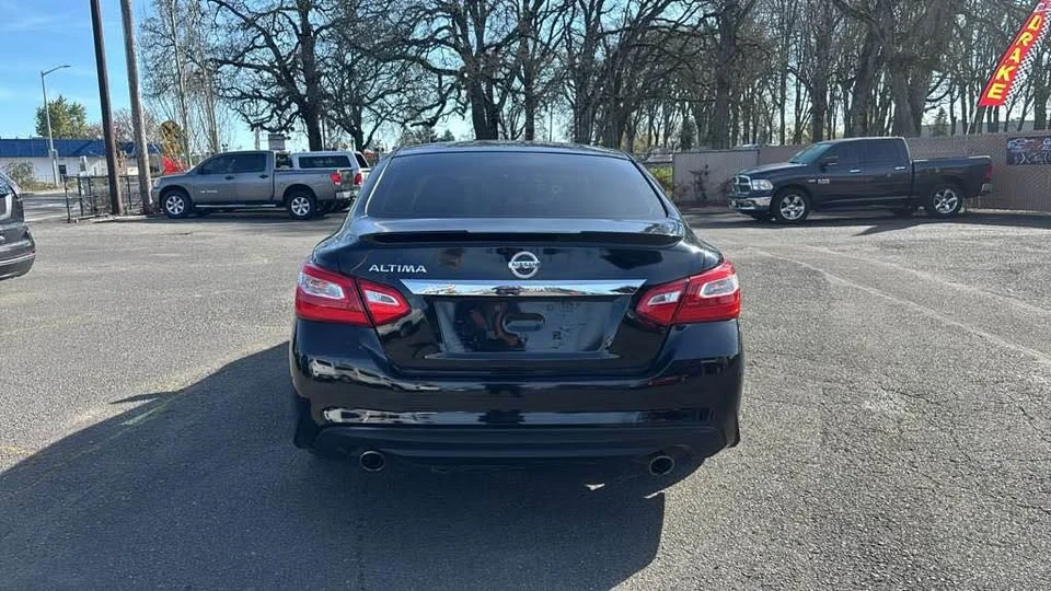 2016 Nissan Altima 5th Gen - Image 6 of 11